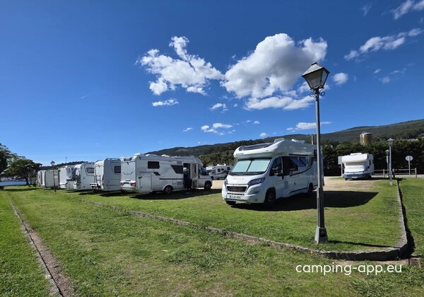 Área de Autocaravanas Pontevedra Travesía Seara — Photo 5