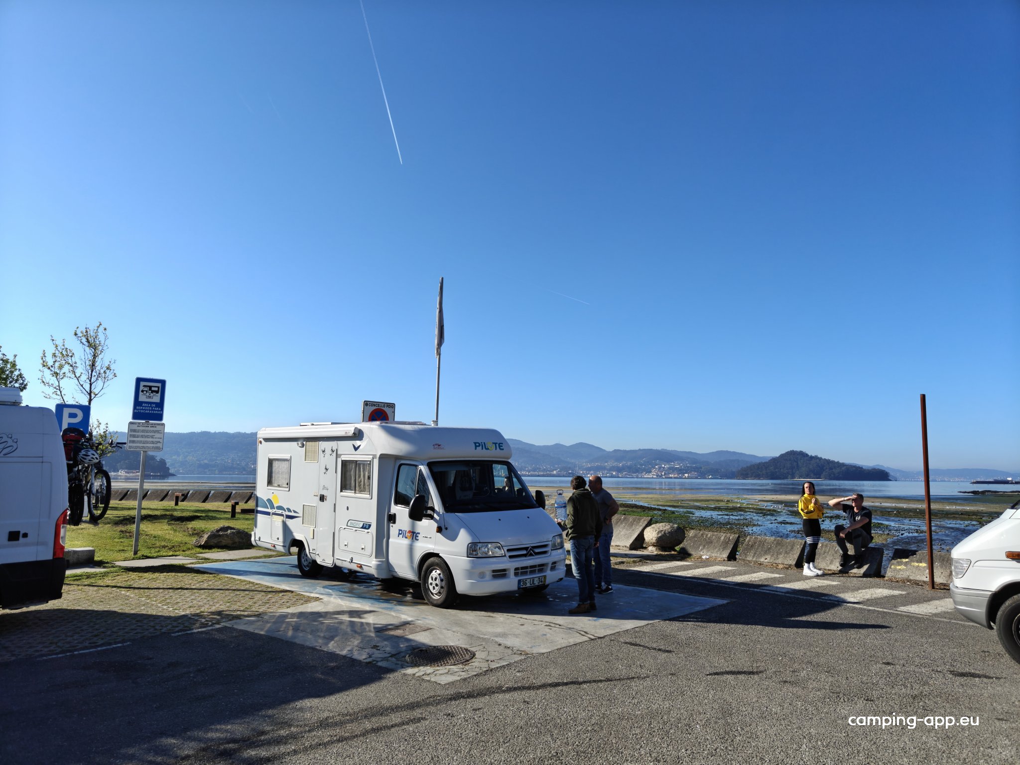 Área de Autocaravanas Pontevedra Travesía Seara — Camperplads in O Convento
