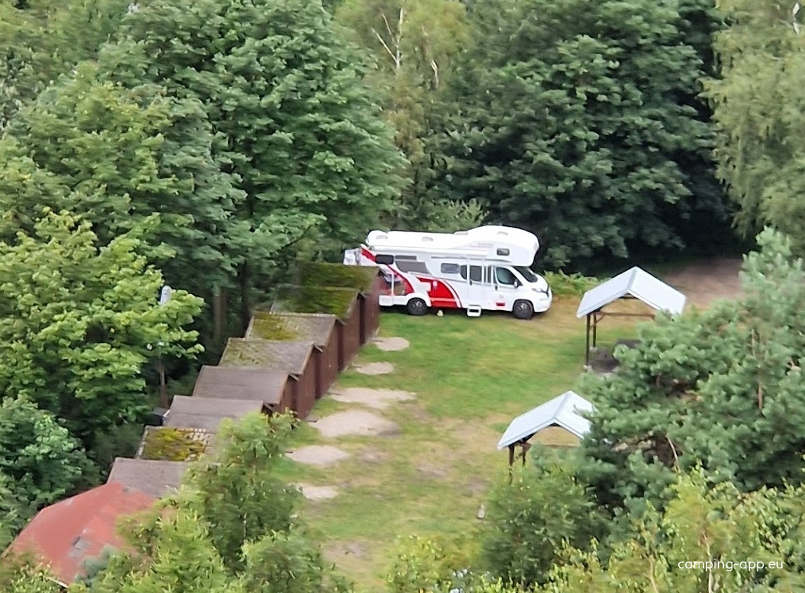 Camp Tisa — Campingplass in Tisá