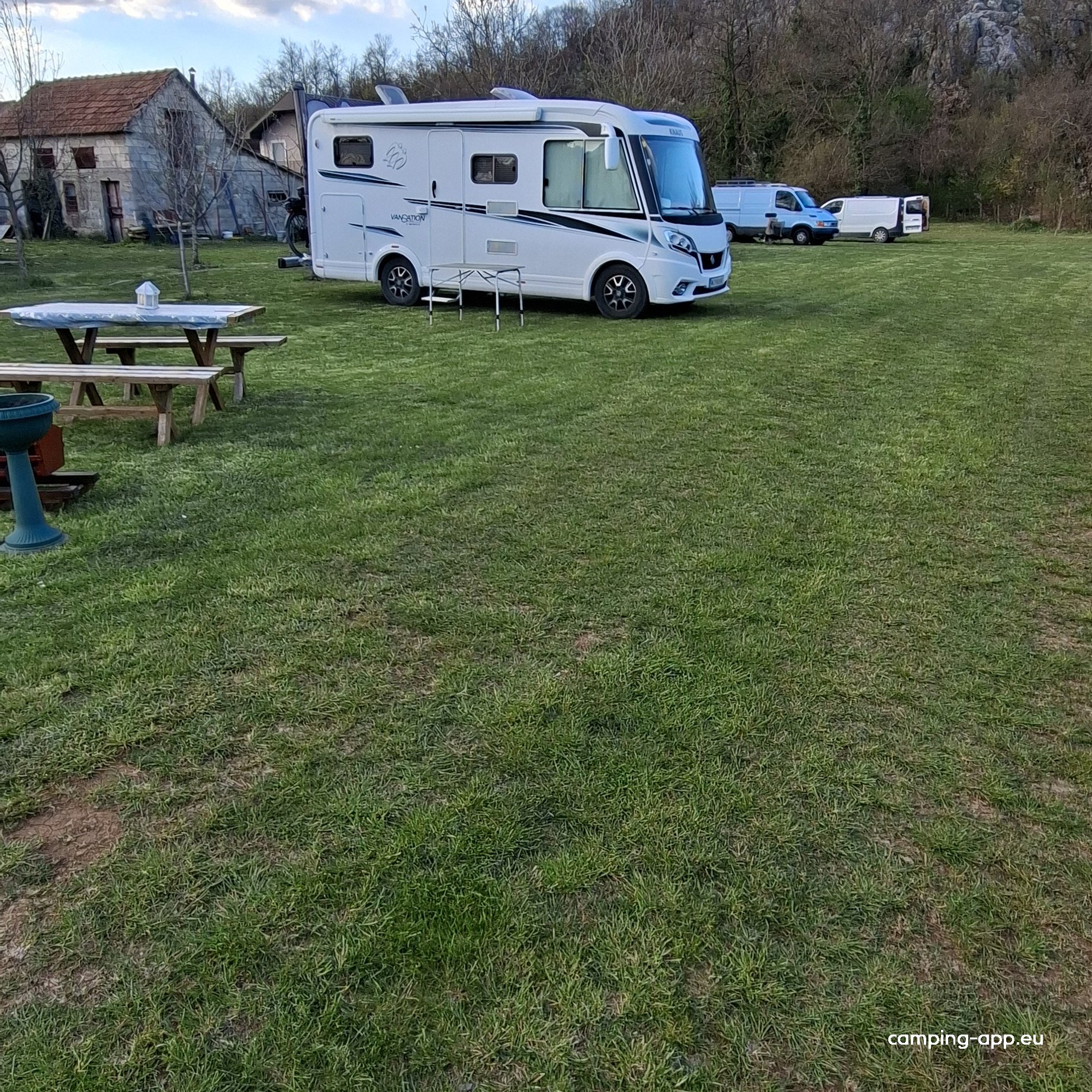 Camp Perovic — Kamp yeri in Nikšić