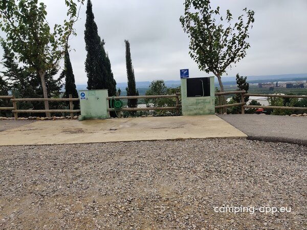 Área Autocaravanas — Photo 3