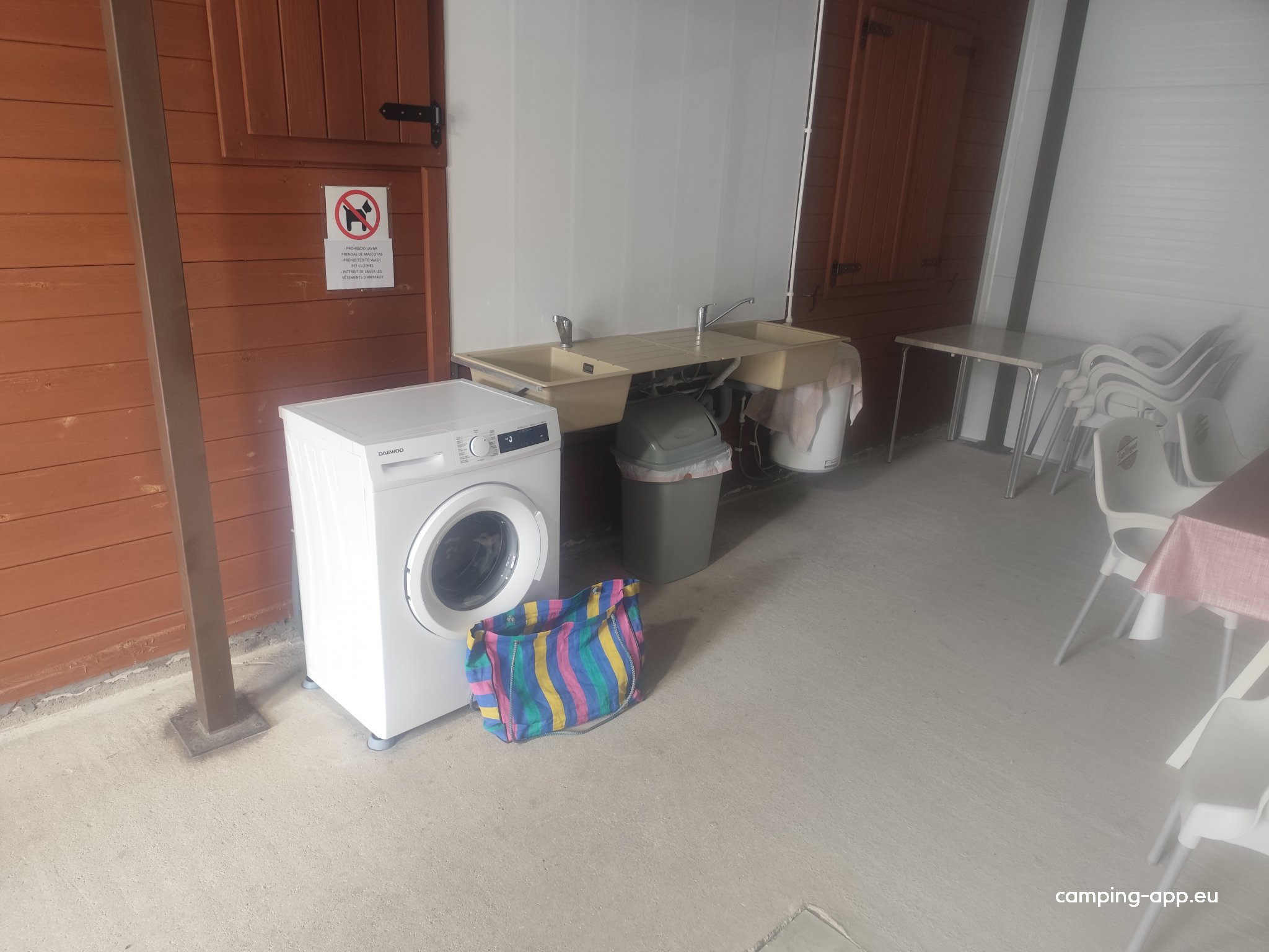 Área Autocaravanas Albarracín — Photo 2