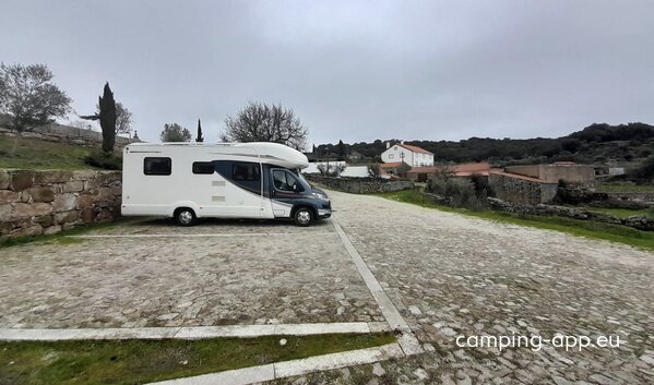 Stellplatz Castelo Mendo — Photo 4