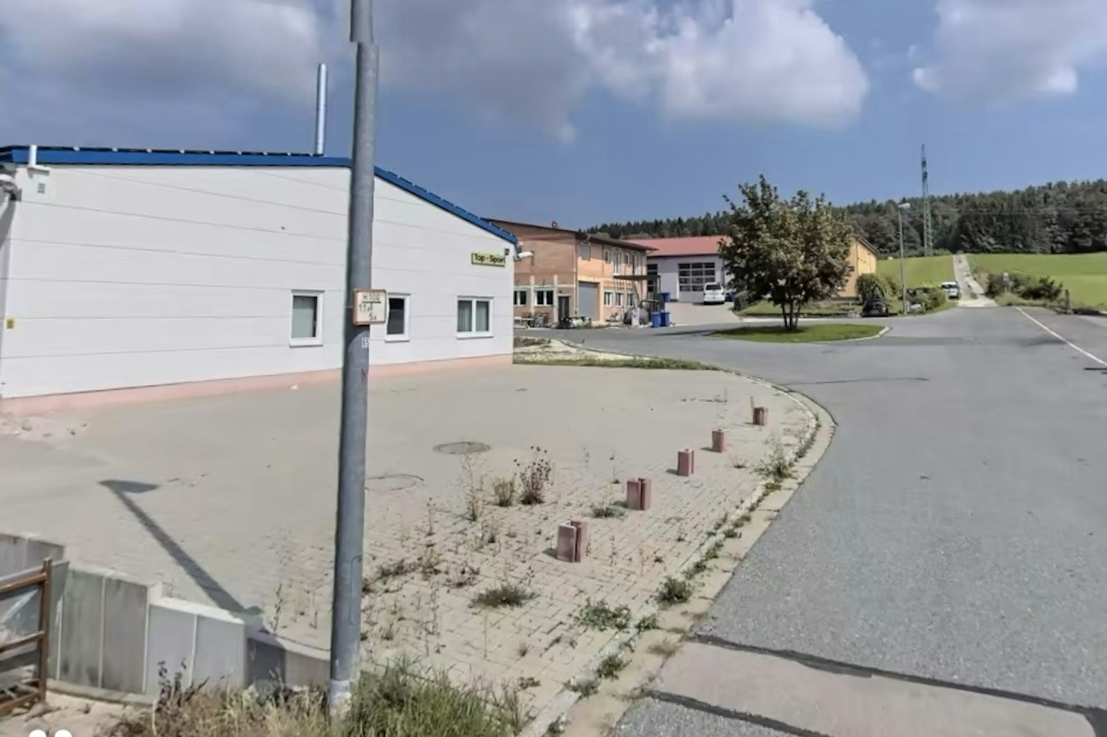 Schotterplatz unterm Dillberg — On private ground in Postbauer-Heng