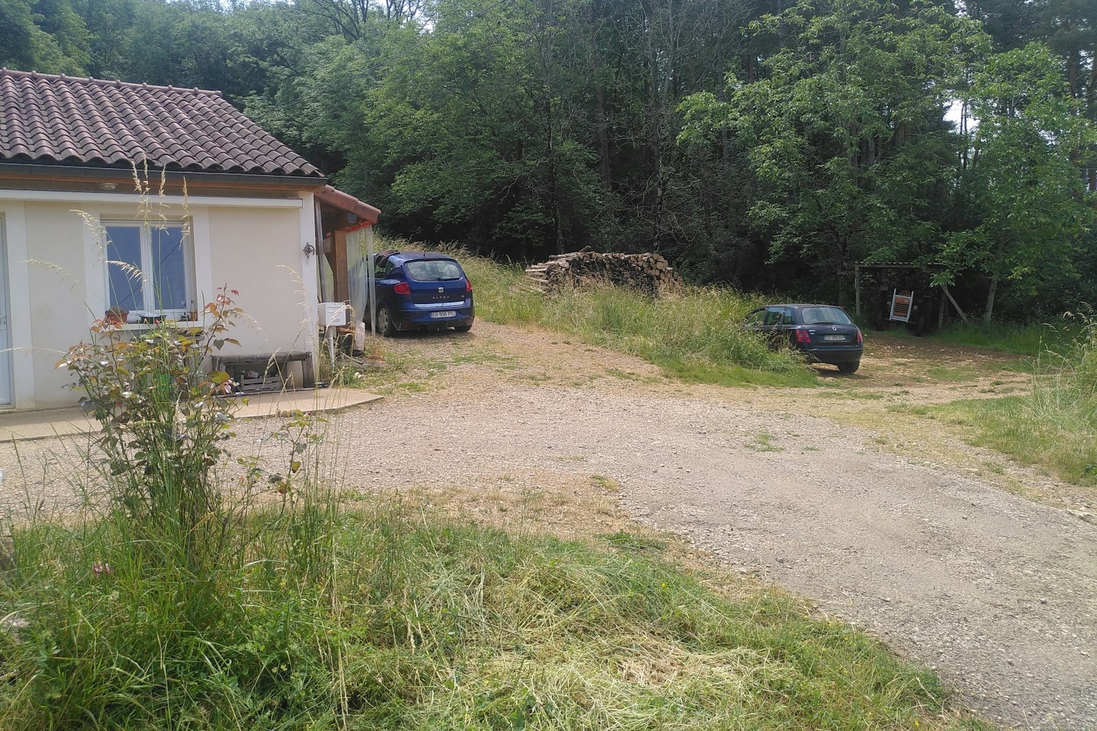 Bamboche — On private ground in Cousance