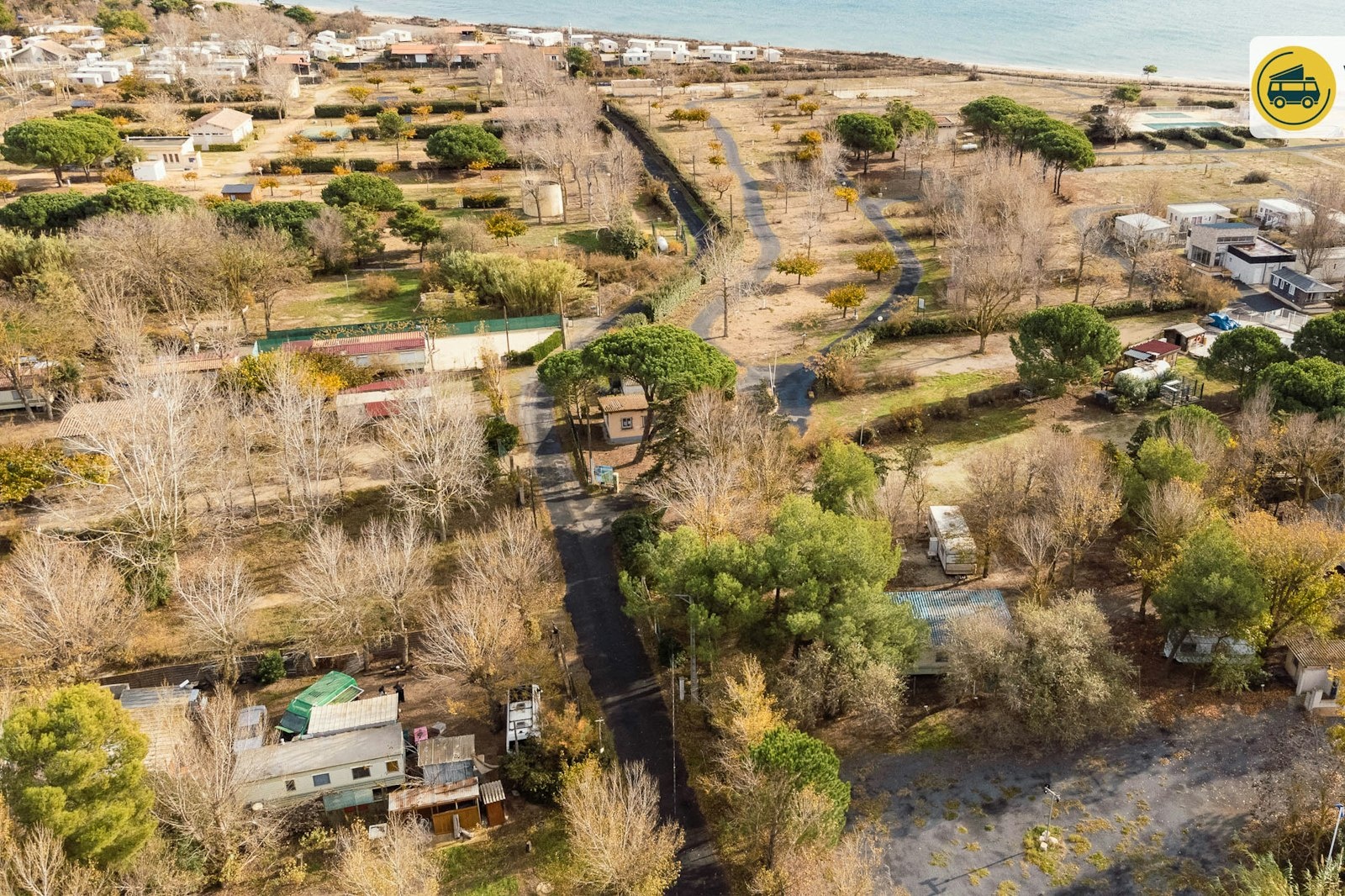 VERTUOZE — On private ground in Vias