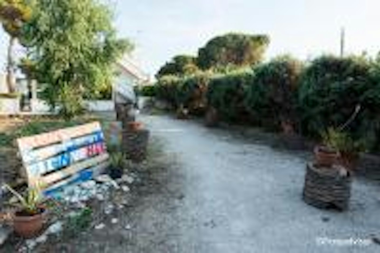 Vicino al mare — On private ground in Syrakus