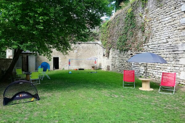 BOURGOGNE Terrain privé au bord de l'eau