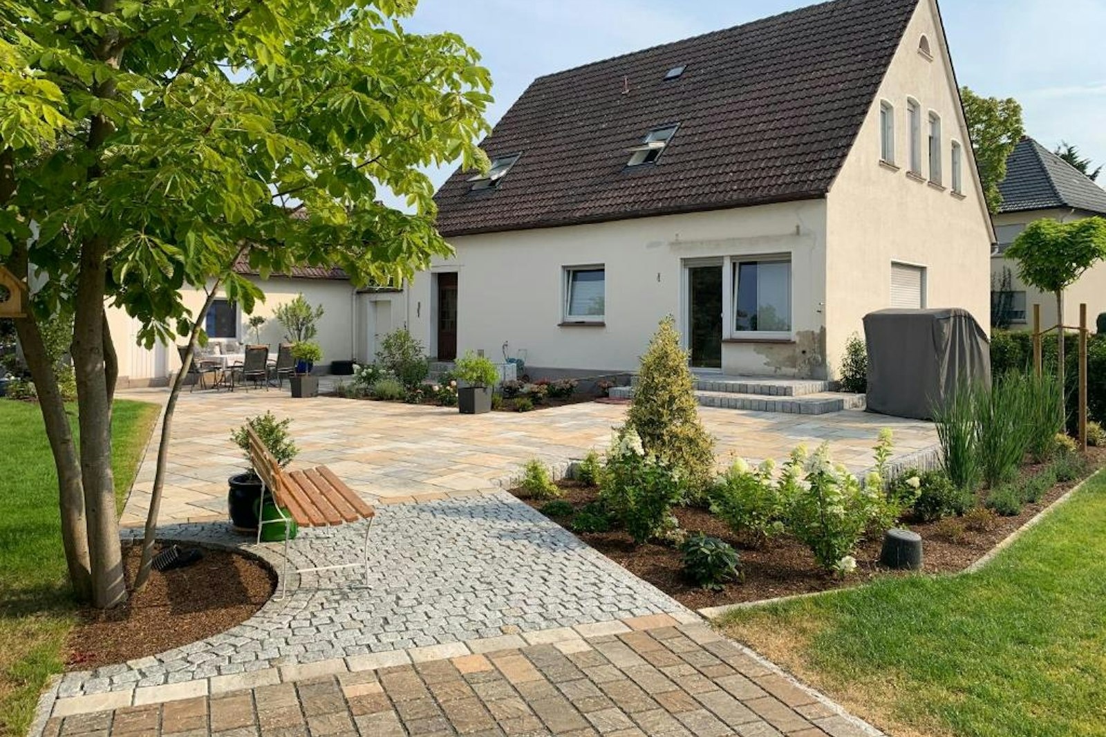 An der Weinsiedelei — On private ground in Löhne