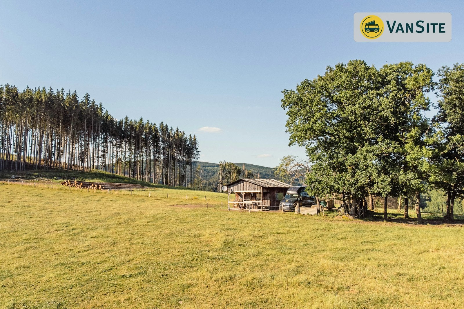 Hügelblick an der Hütte — On private ground in Kirchhundem