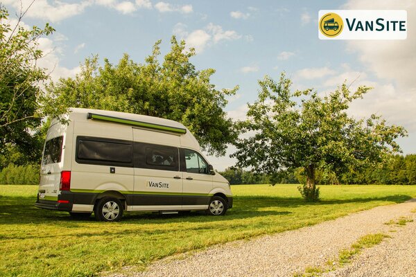 Camping mitten auf der Obstwiese!