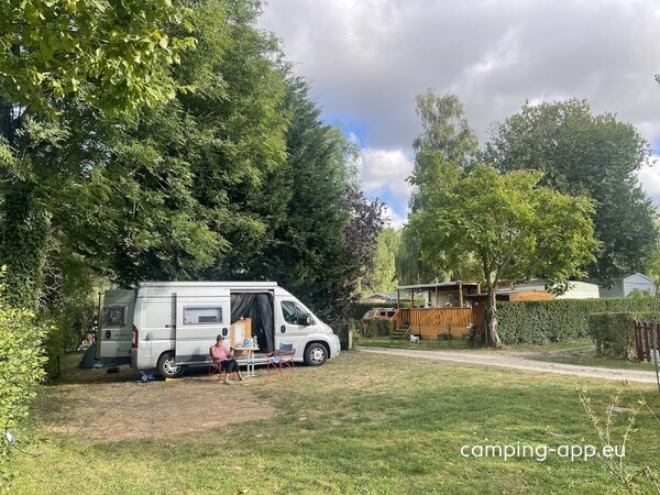 Camping De La Route Fleurie