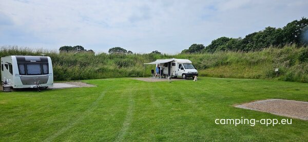 Manor Farm Caravan Park (adults only)