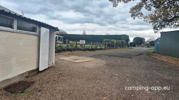 Manor Farm Caravan Park (adults only) — Photo 3
