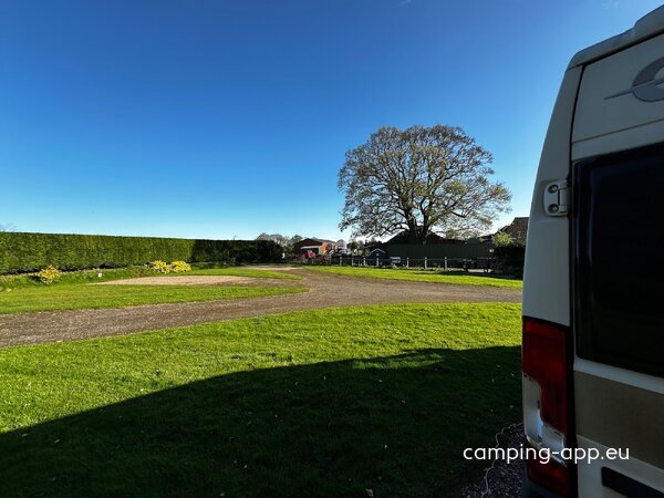 Manor Farm Caravan Park (adults only) — Photo 6