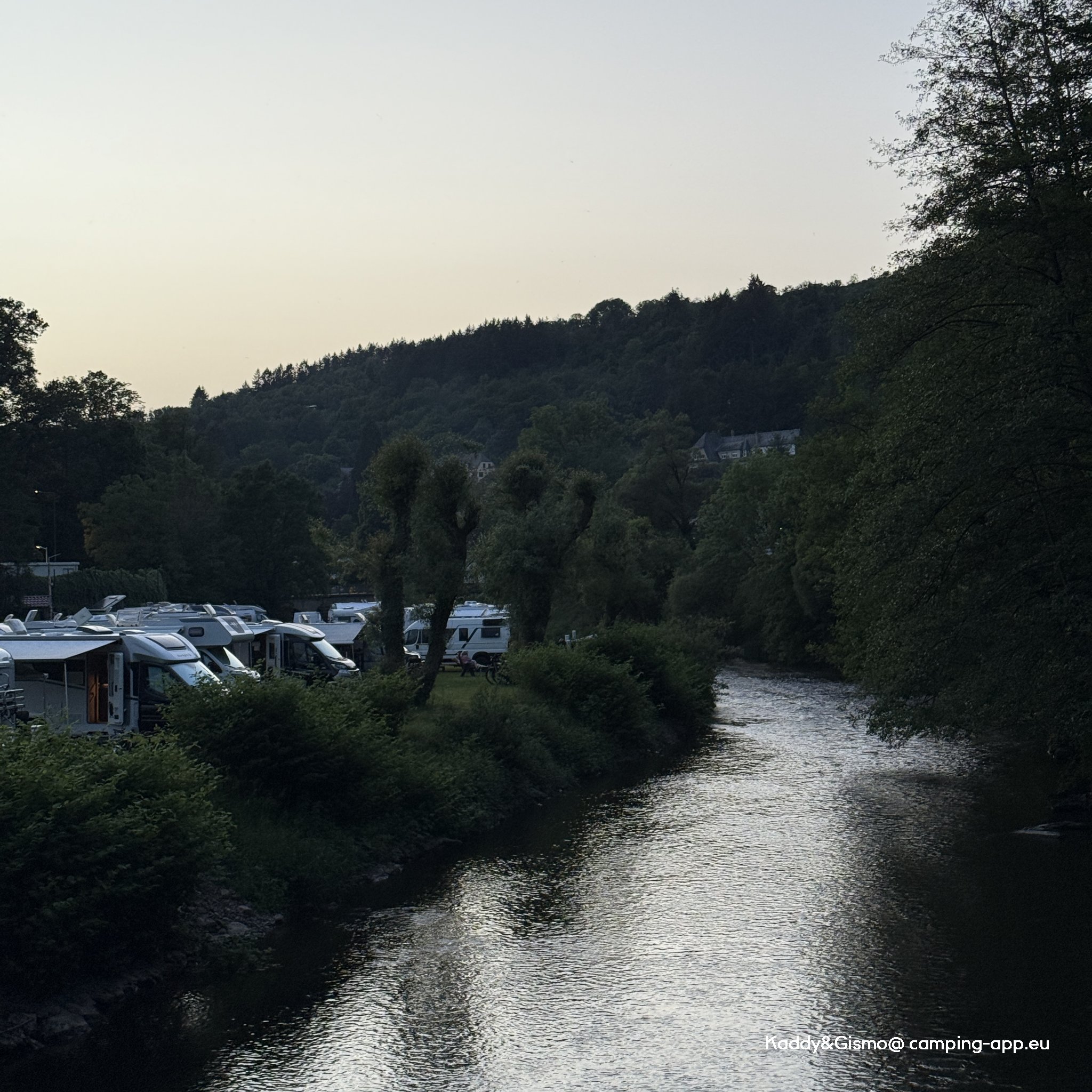 Camping de l'Our Vianden — Місце для кемпінгу in Vianden
