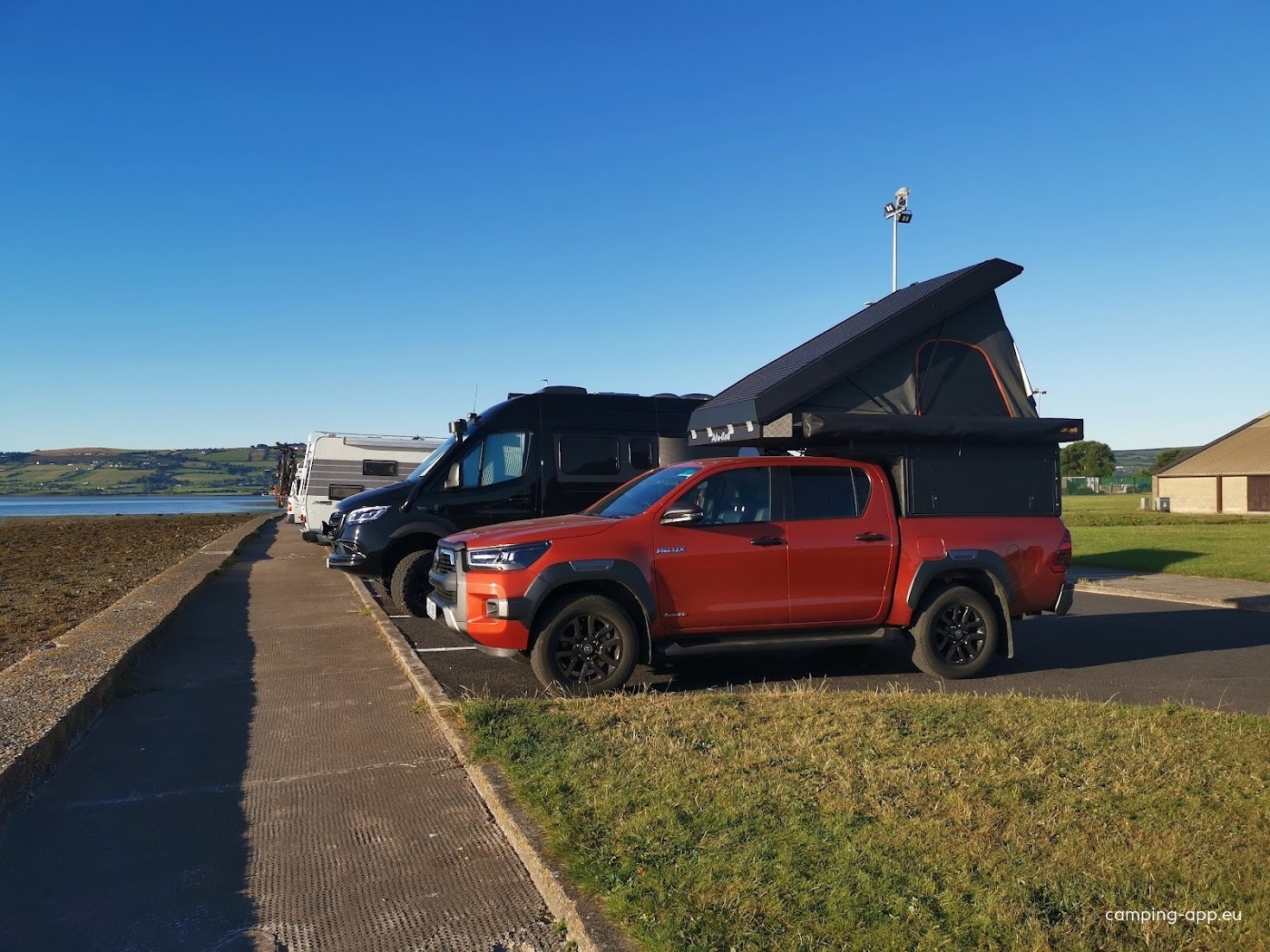 Campervan Parking Quanns — Camperplads in Ringnasilloge Dungarvan
