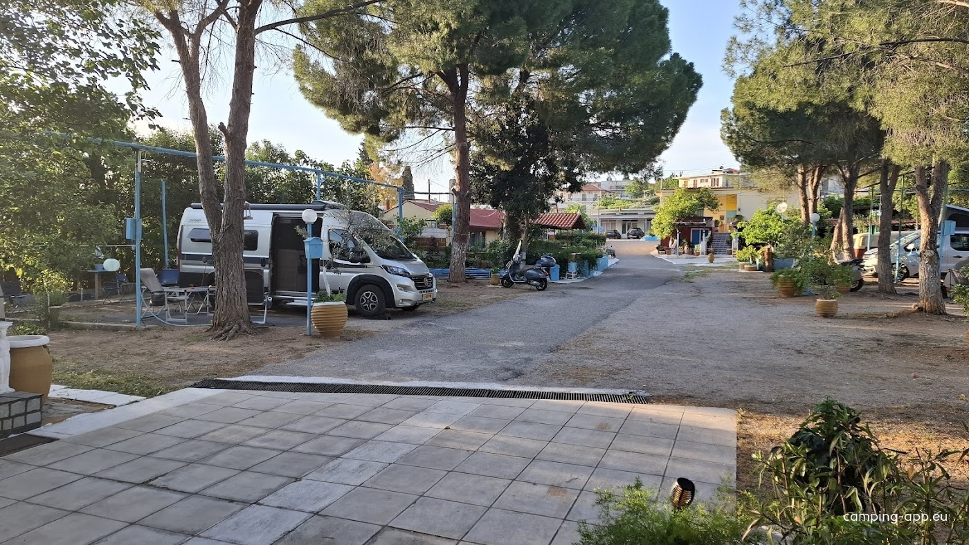 Camping Mycenae — Camping Site in Mykines