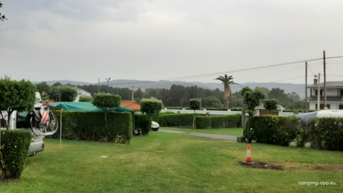 Camping Os Delfins — Camping in Carballo