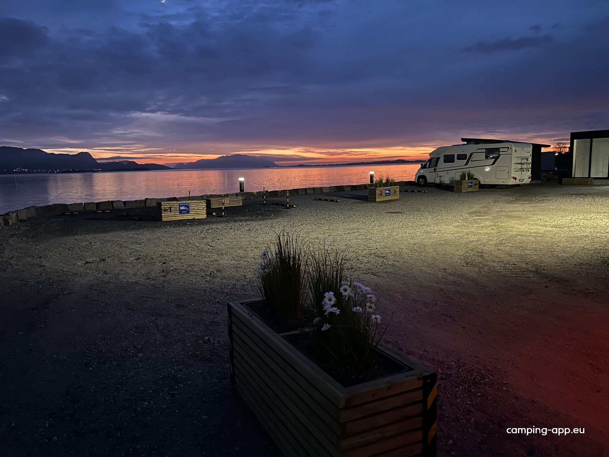 Sjøfronten Bobilpark Ulsteinvik — Photo 5
