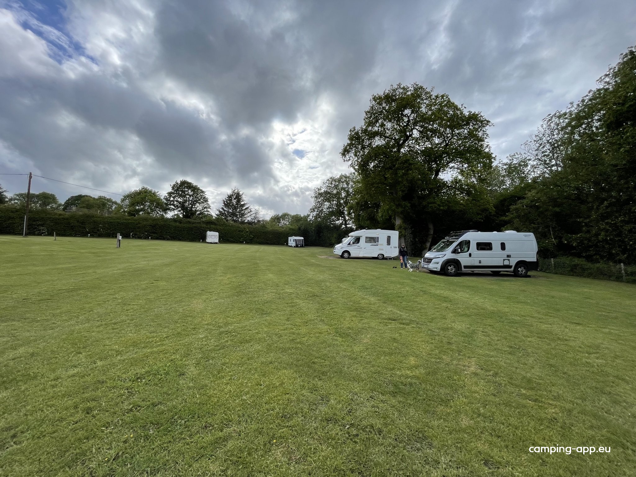 Bishops Green Farm Campsite — Kamp yeri in North Sydmonton