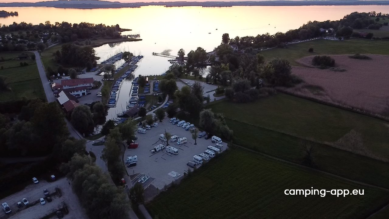 Camping Car Park Übersee — Foto 2