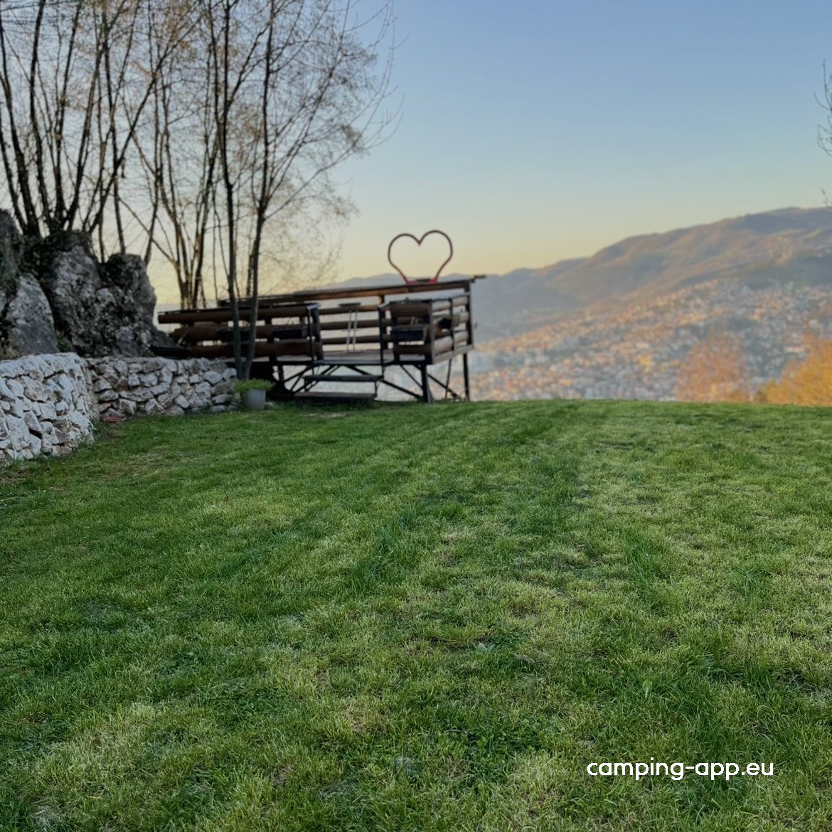 Camp Zlatište — Aire camping car in Sarajevo