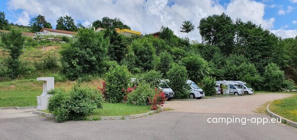Aire de Camping-Car Chalmazel-Jeansagnière — Foto 2