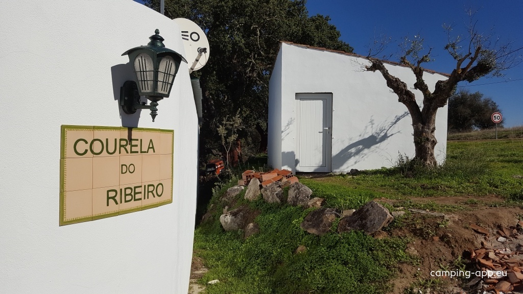 Courela do Ribeiro — Campervan Site in Carrapatelo