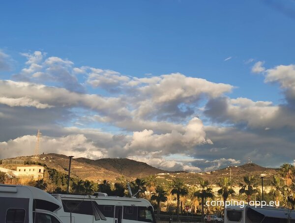 Camper Torrox – Área de Autocaravanas y Caravanas — Photo 2
