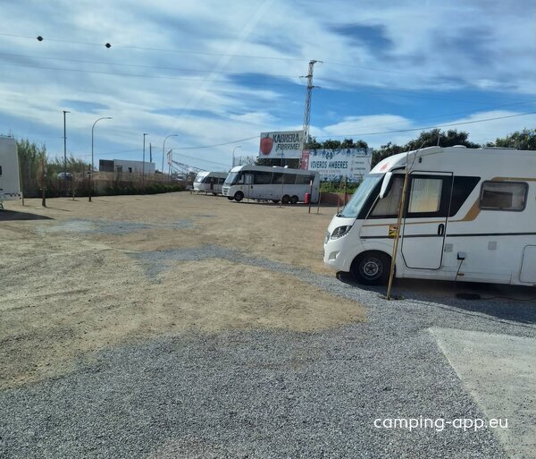 Camper Torrox – Área de Autocaravanas y Caravanas — Photo 3