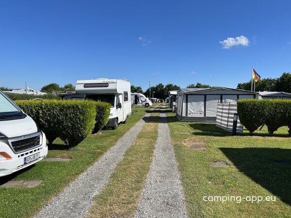 Campingplatz zum Meeschendorfer Strand — Photo 3