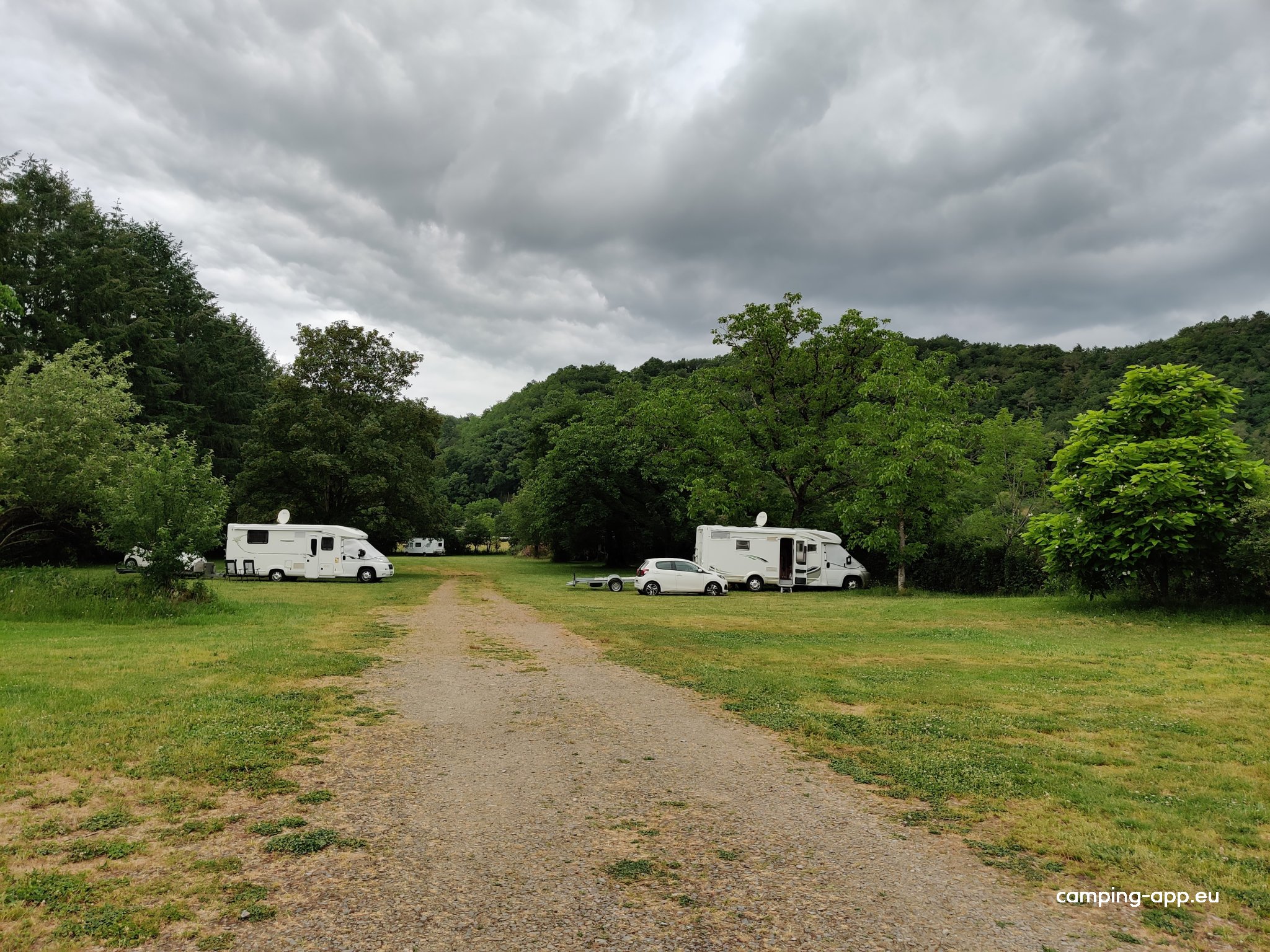 Aire de Camping Car Privée — Sp. parking dla kamperów in Argentat-sur-Dordogne