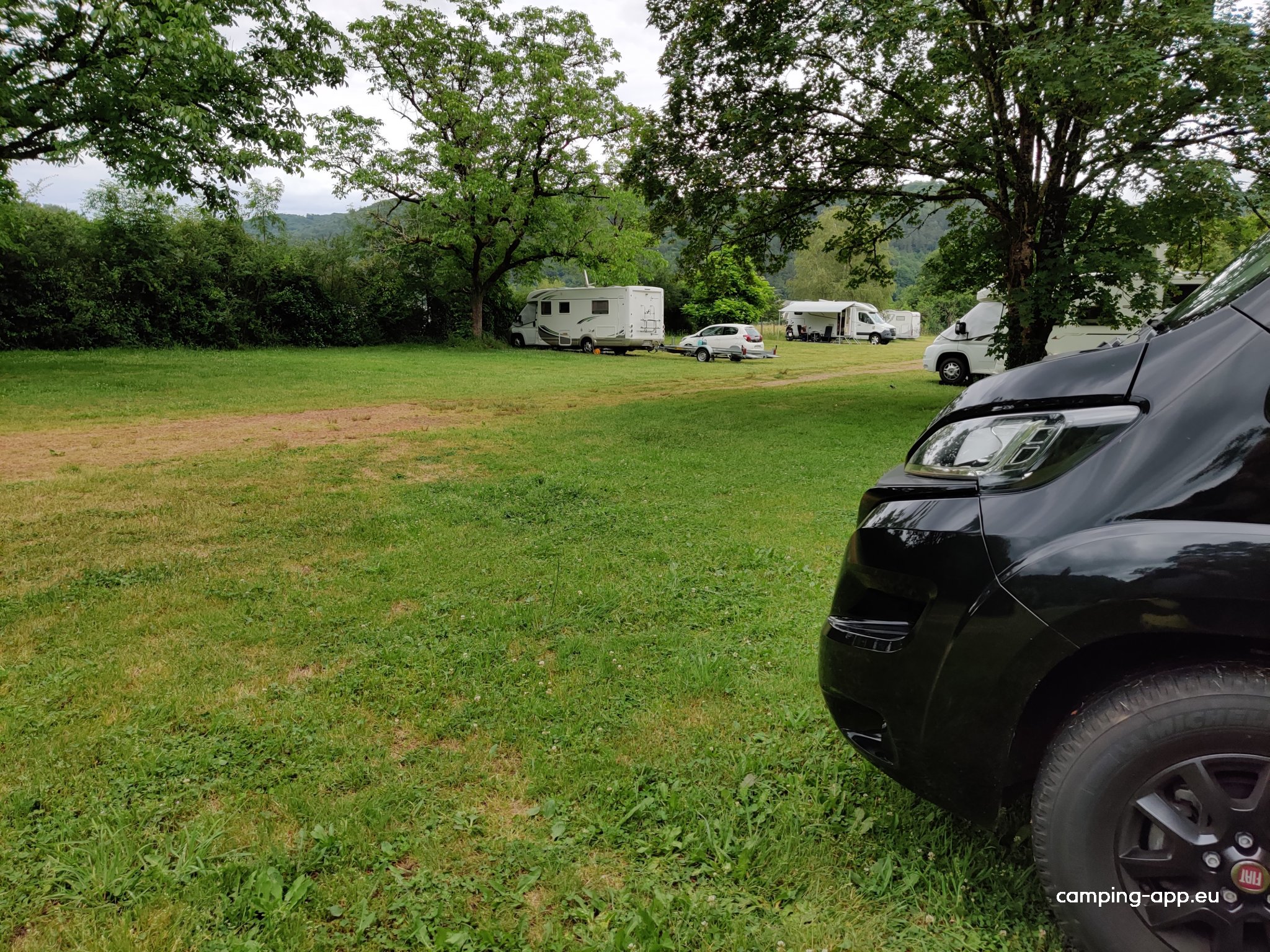 Aire de Camping Car Privée — Photo 3