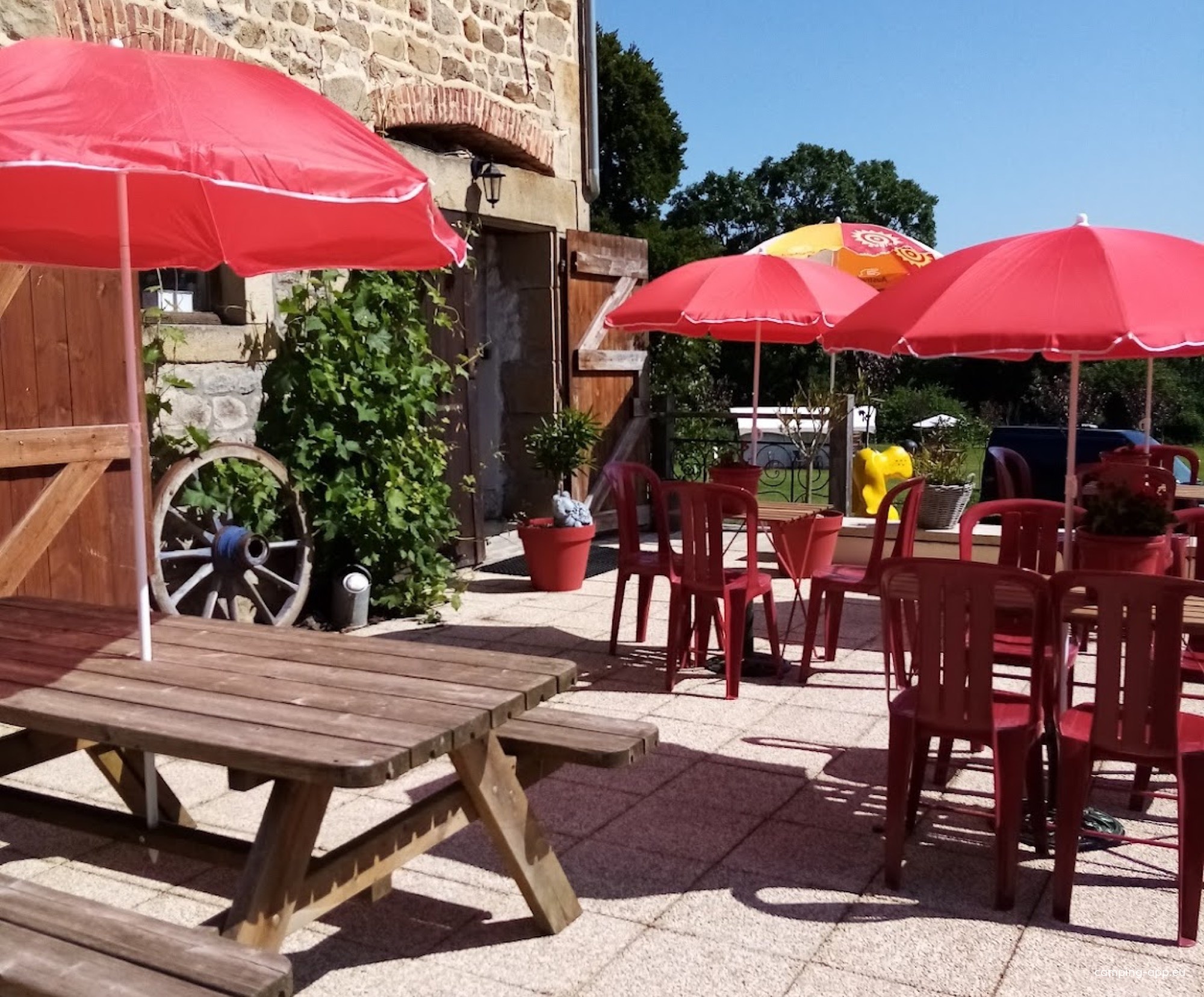 Mini-camping la Chaize — Campingplass in Gouttières