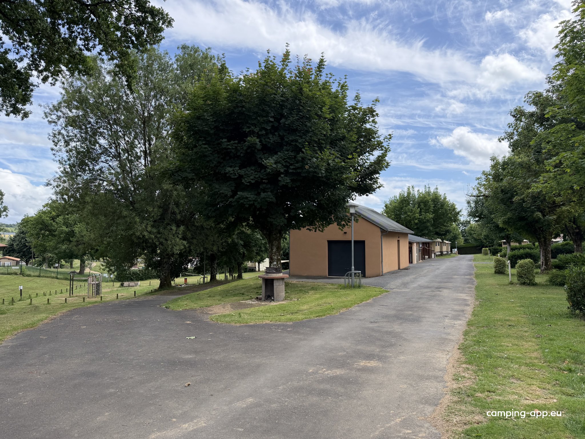 Camping de la Vézènie *** — Photo 4