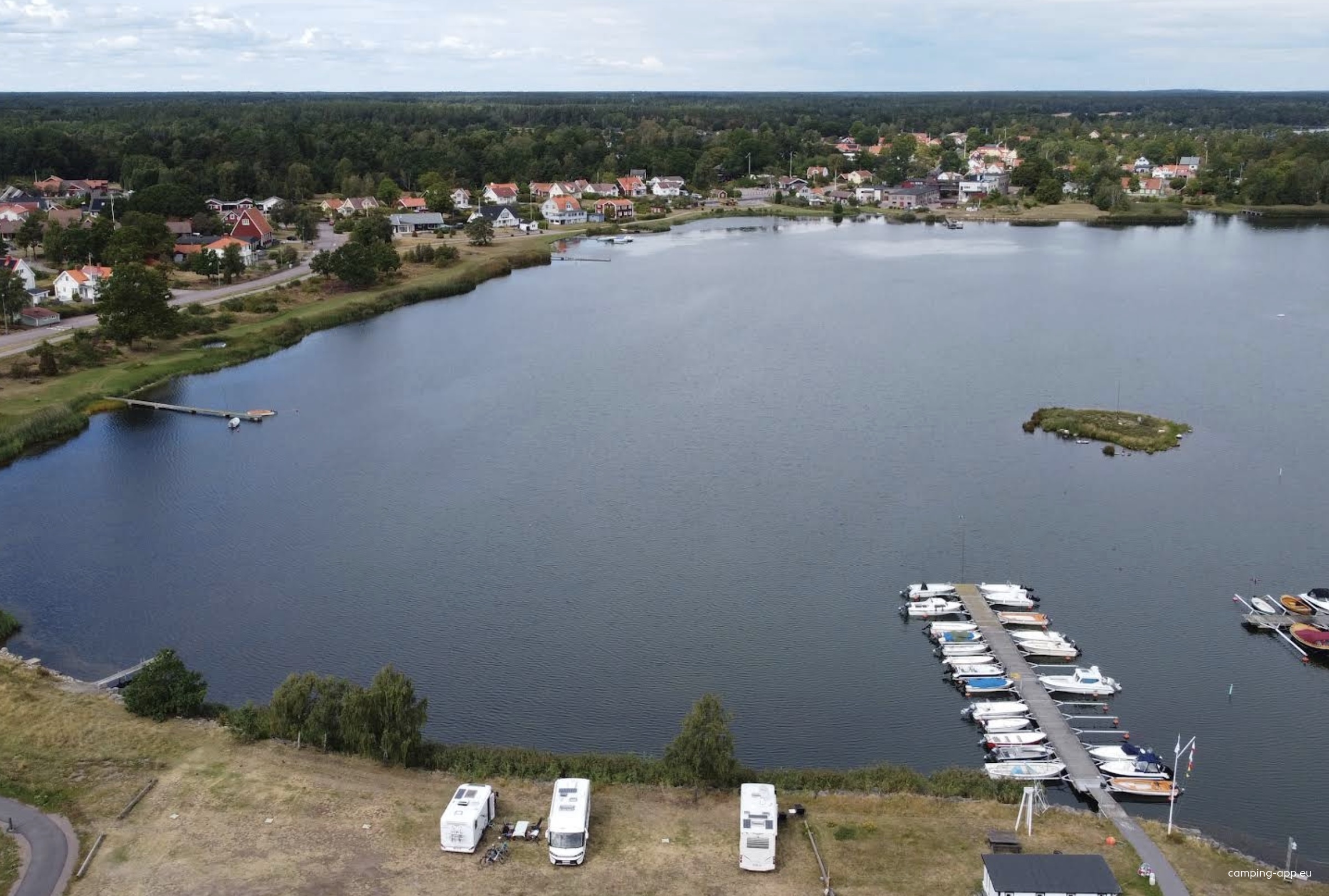 Tibbernabbens Havn — Bobilplass in Timmernabben