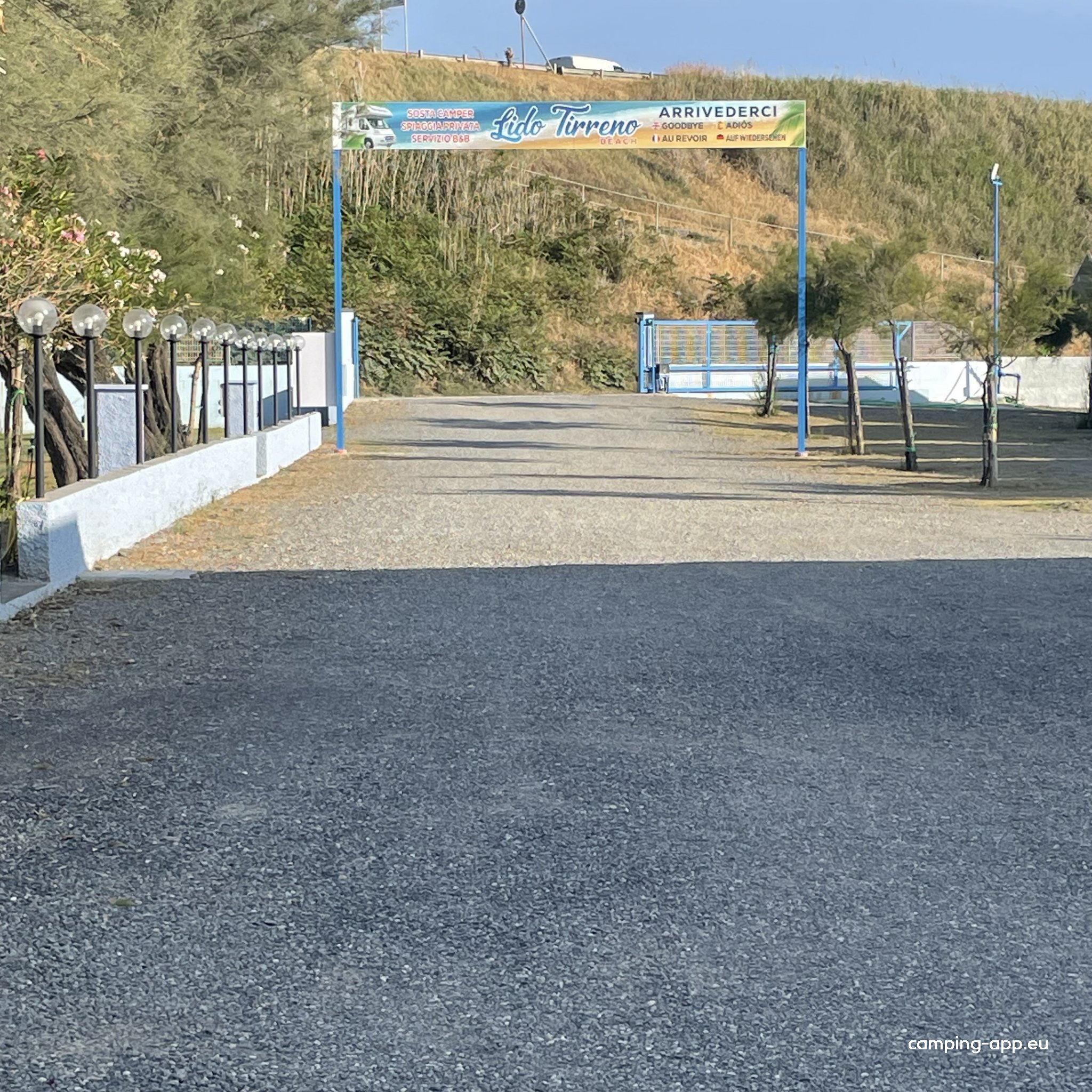 Lido Tirreno Beach — Aire camping car in Campora San Giovanni 