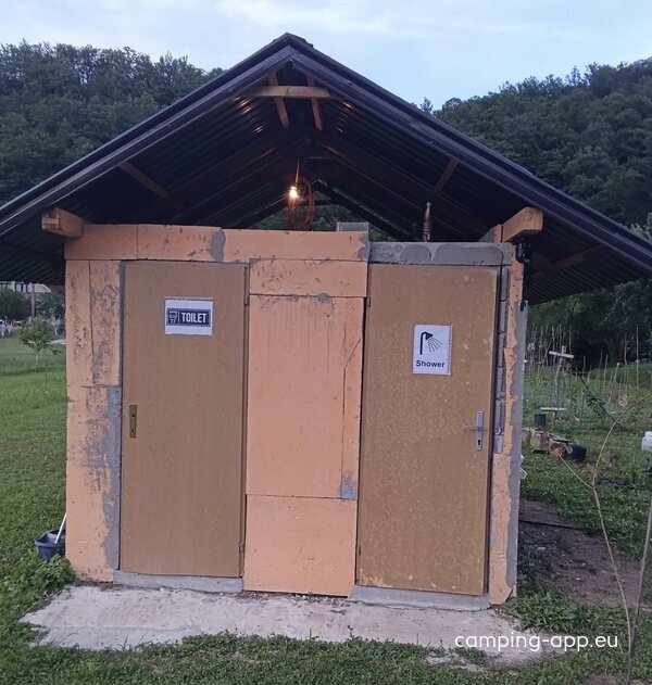 Auto Kamp Suad — Foto 3