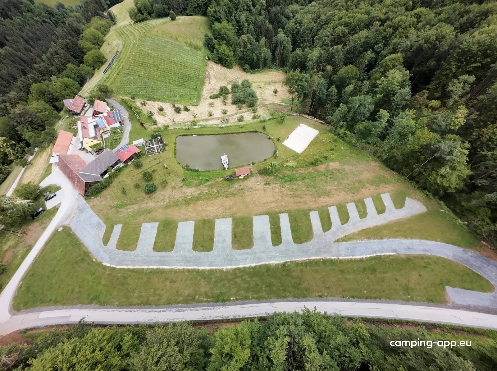 Hof Rapotz — Campervan Site in Schloßberg