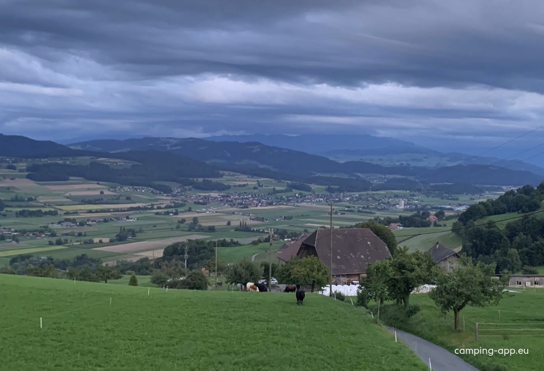 Stellplatz beim vom Byfang — Campervan Site in Belpberg