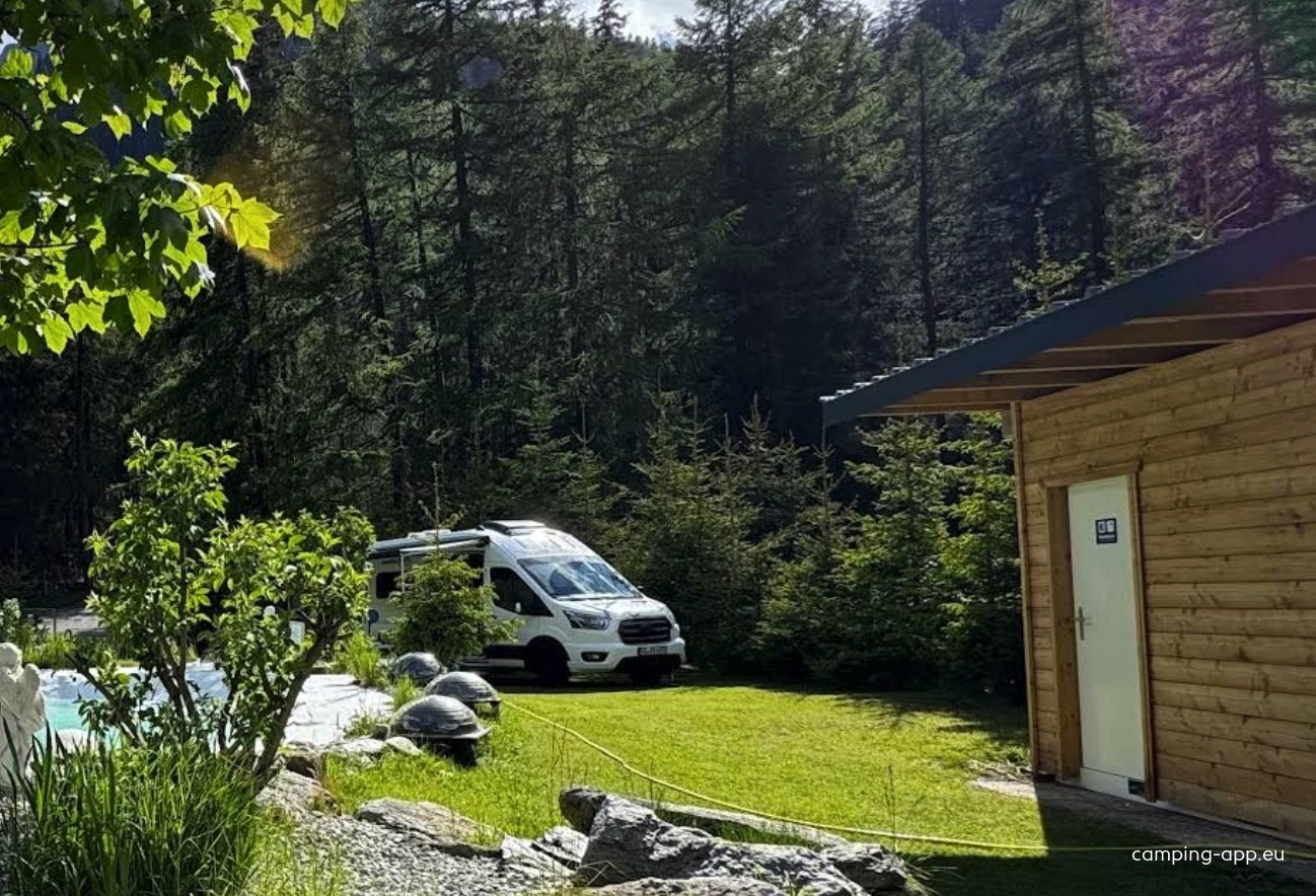 Stellplatz Highlande’s Lodge — Area di sosta in Binn