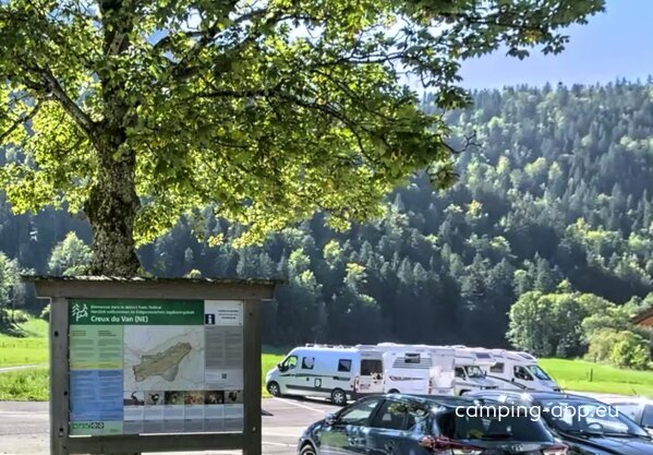 Parking du Devins — Foto 2