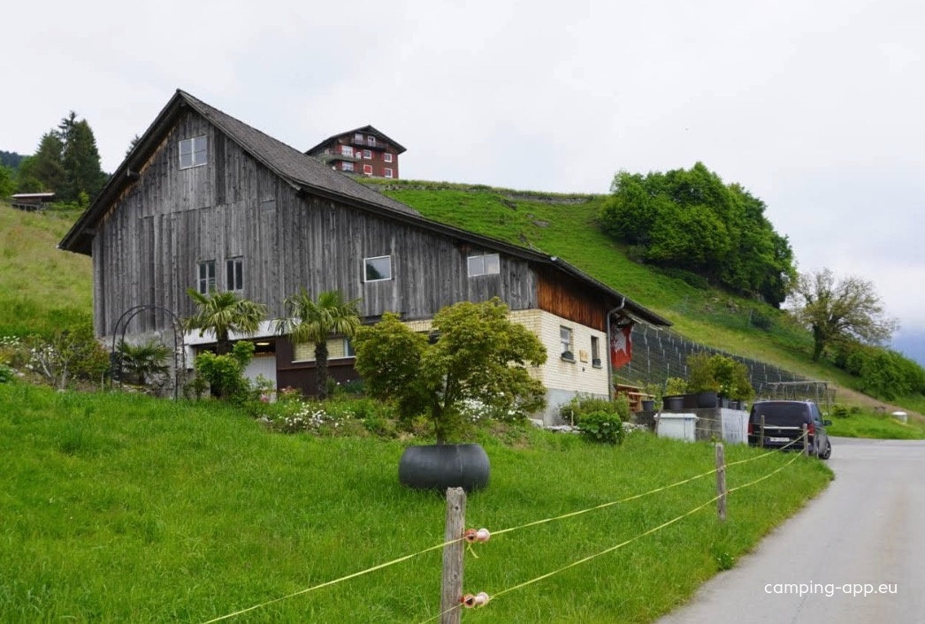 Stellplatz Weingärtli — Vineri in Ennetbürgen