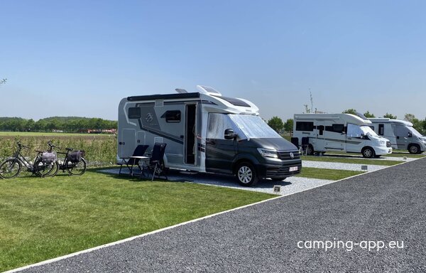 Camperplaats De Burkelblomme — Foto 2
