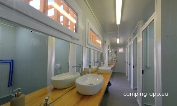 Shkodra Castle Camping — Photo 4