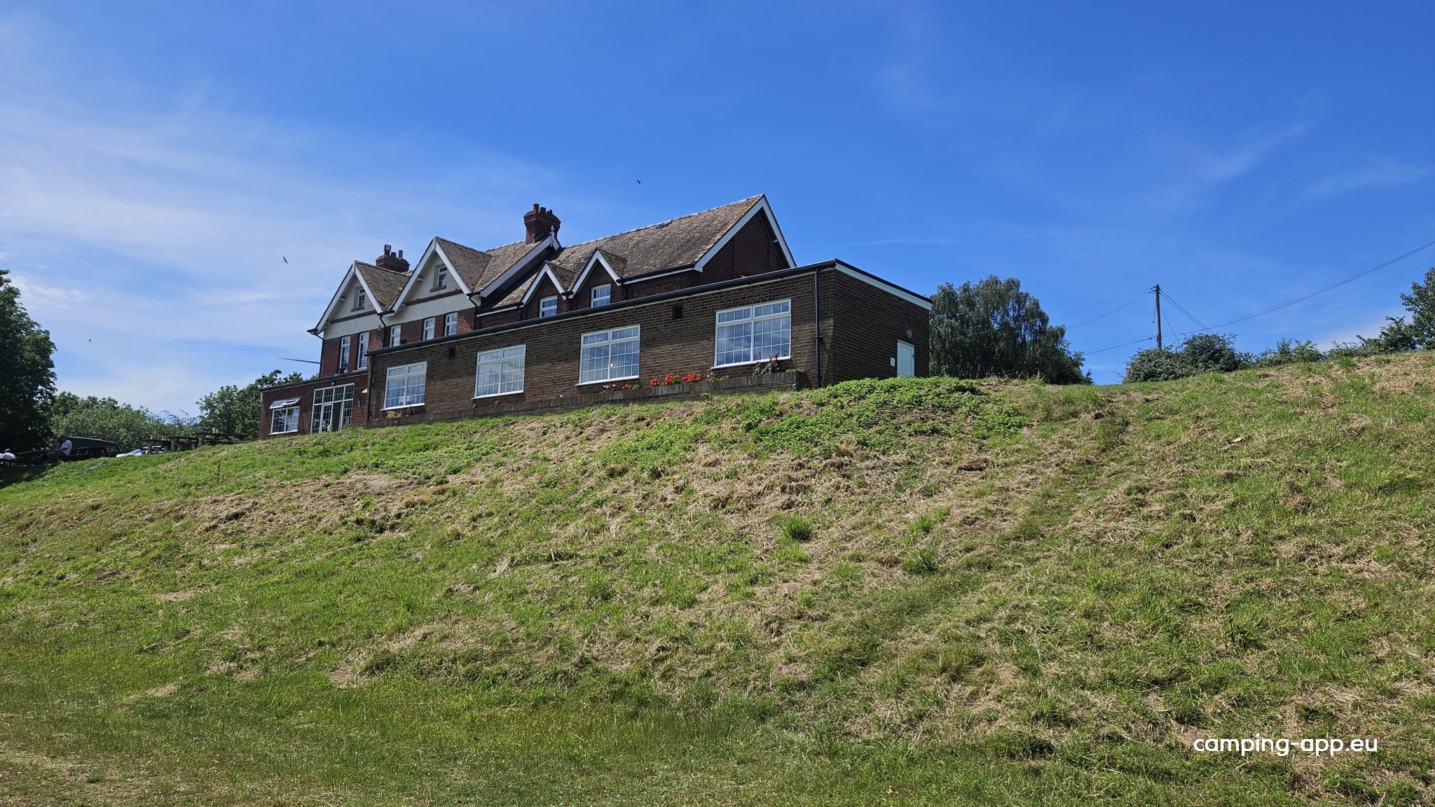 Sharpness Social Club — Foto 2