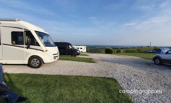 Castle Camping