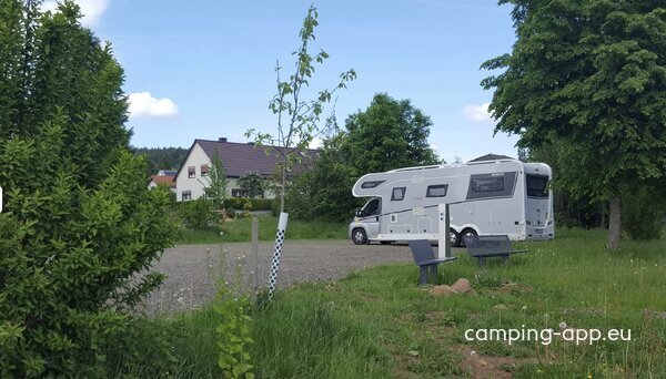 Wohnmobilstellplatz Herchenhain — Foto 2