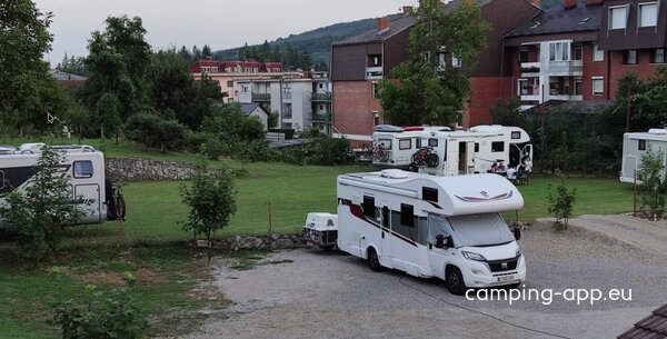 Slunj Camperstellplatz — Foto 2